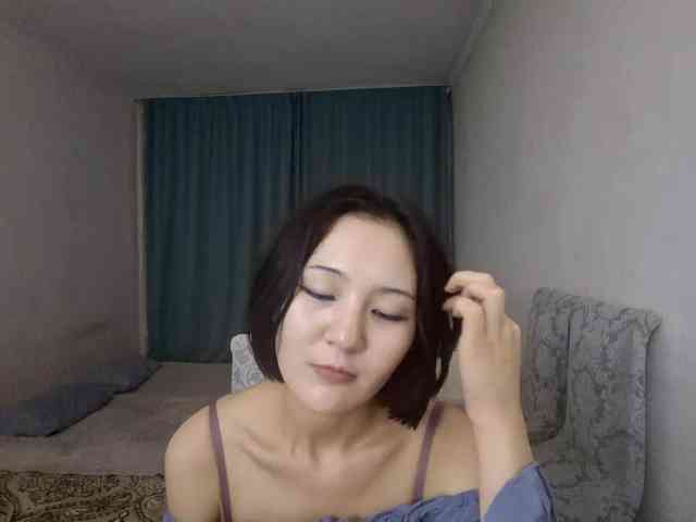 UrSweetieLeigh webcam