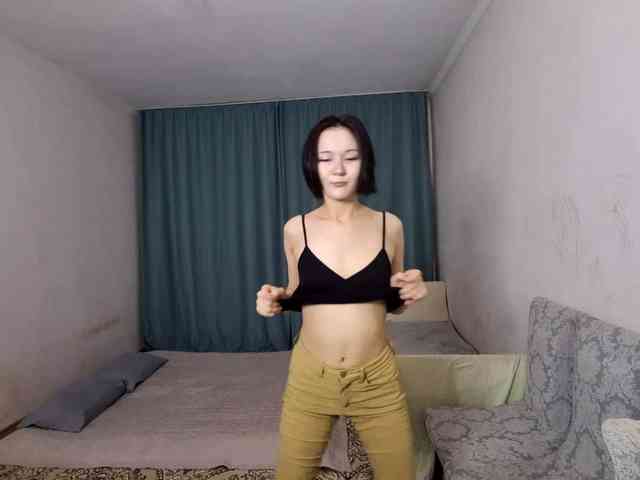 UrSweetieLeigh webcam
