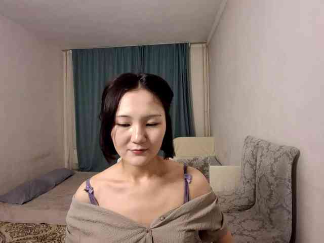 UrSweetieLeigh webcam