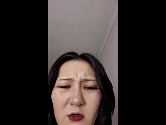 UrSweetieLeigh webcam