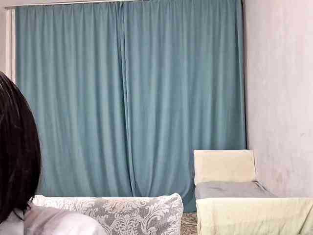 UrSweetieLeigh webcam