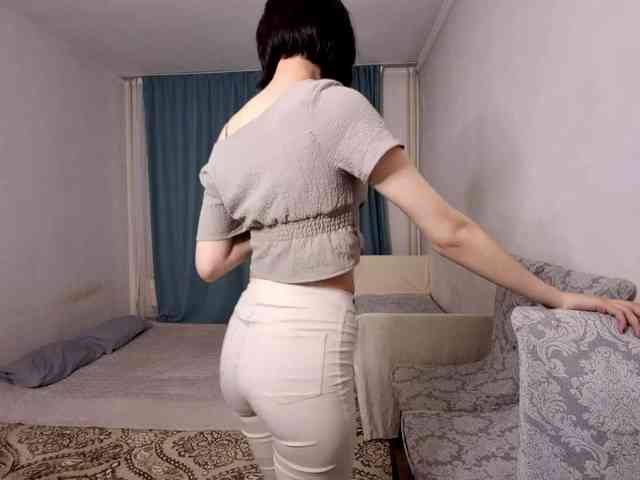 UrSweetieLeigh webcam