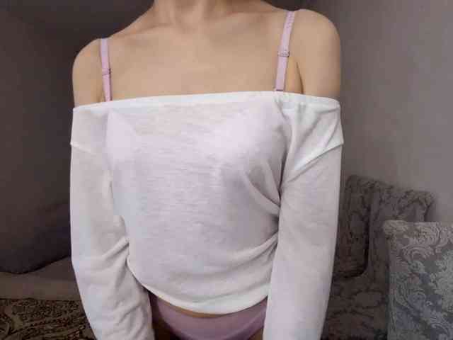 UrSweetieLeigh webcam
