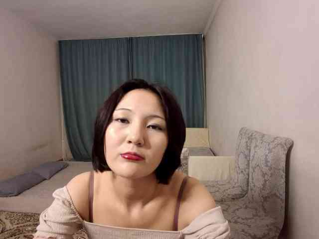 UrSweetieLeigh webcam