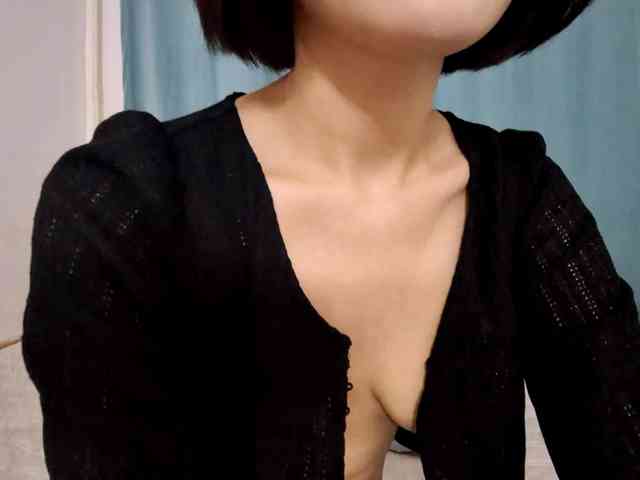 UrSweetieLeigh webcam