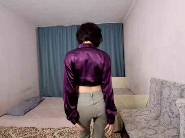 UrSweetieLeigh webcam