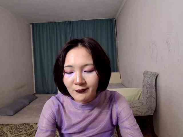 UrSweetieLeigh webcam