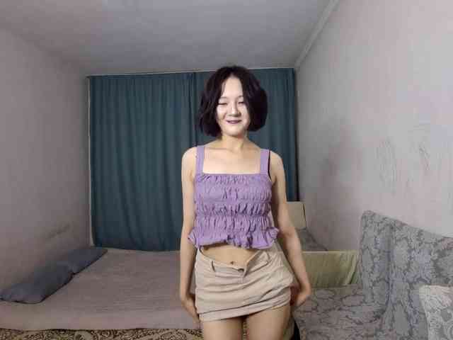 UrSweetieLeigh webcam