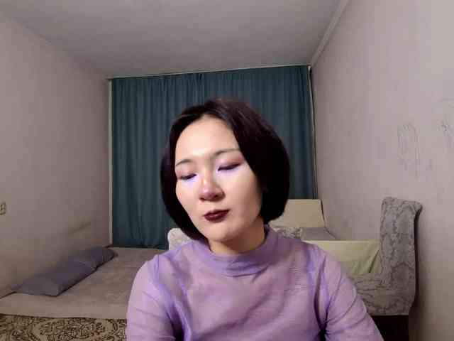 UrSweetieLeigh webcam