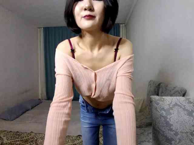 UrSweetieLeigh webcam