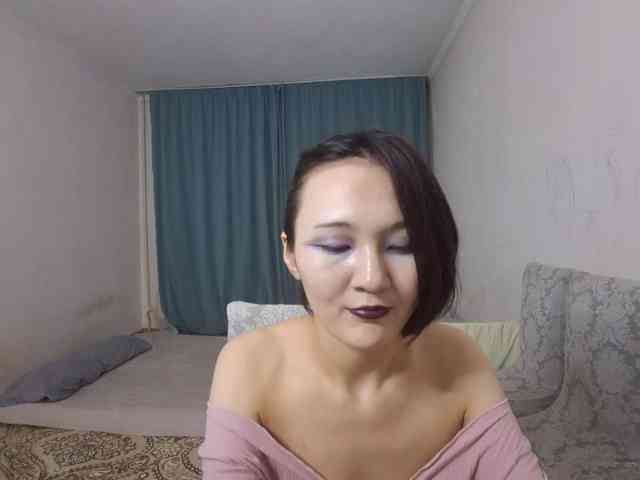 UrSweetieLeigh webcam