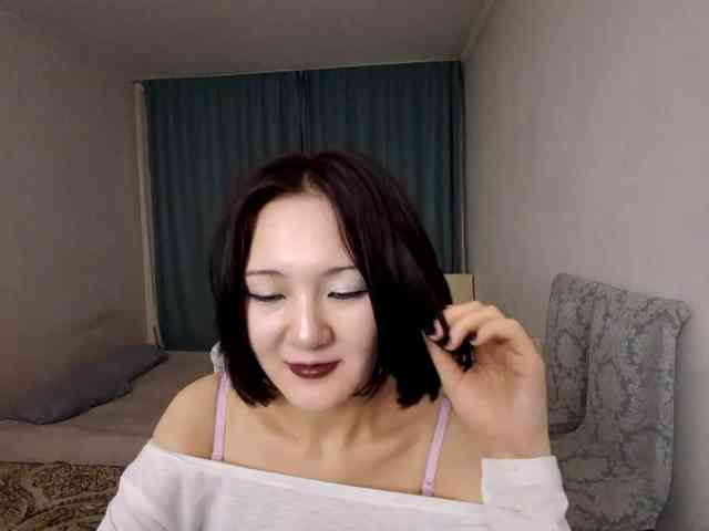 UrSweetieLeigh webcam