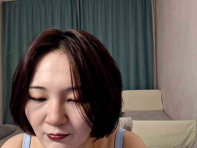 UrSweetieLeigh webcam