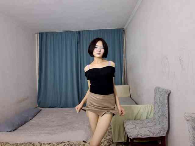 UrSweetieLeigh webcam