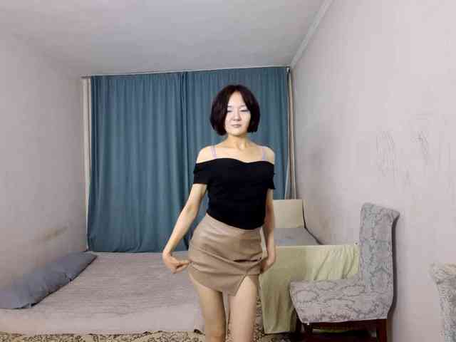 UrSweetieLeigh webcam
