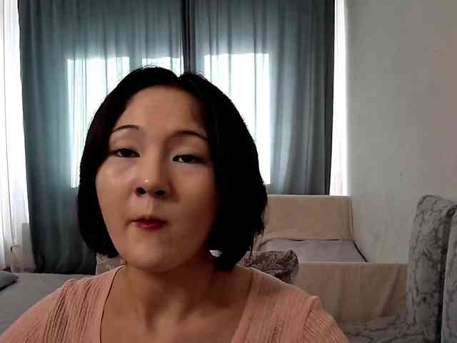 UrSweetieLeigh webcam