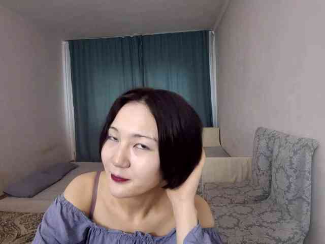 UrSweetieLeigh webcam