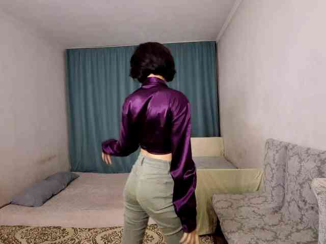 UrSweetieLeigh webcam