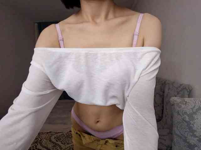 UrSweetieLeigh webcam