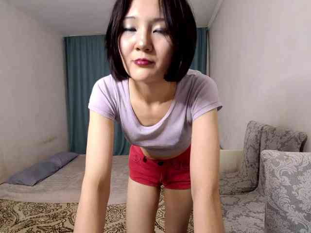 Модель: UrSweetieLeigh