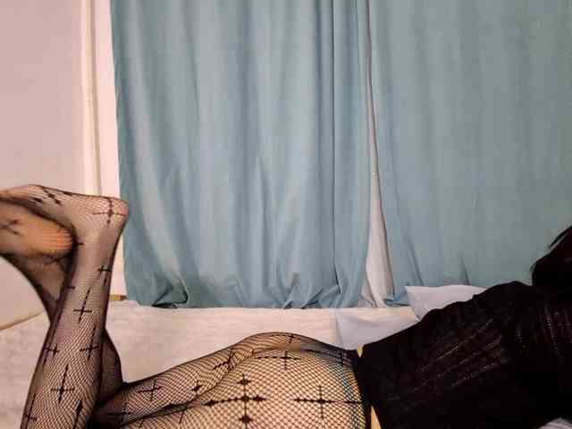 UrSweetieLeigh webcam