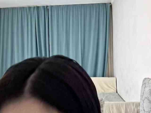 UrSweetieLeigh webcam