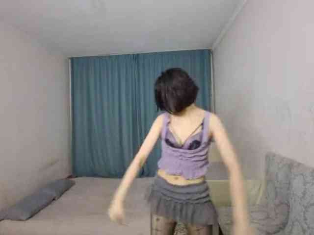 UrSweetieLeigh webcam
