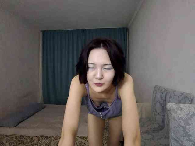 UrSweetieLeigh webcam