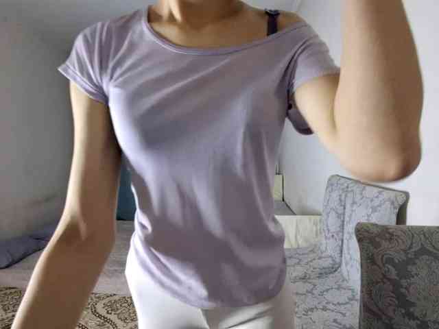 UrSweetieLeigh webcam