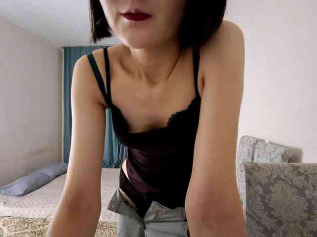 UrSweetieLeigh webcam