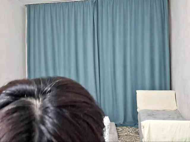 UrSweetieLeigh webcam