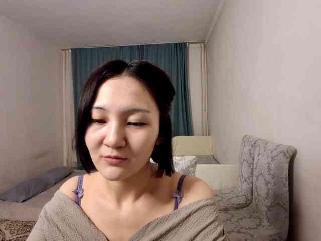 UrSweetieLeigh webcam