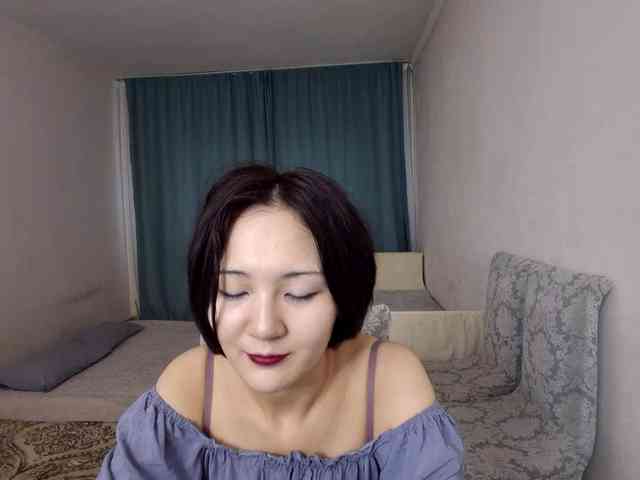 UrSweetieLeigh webcam
