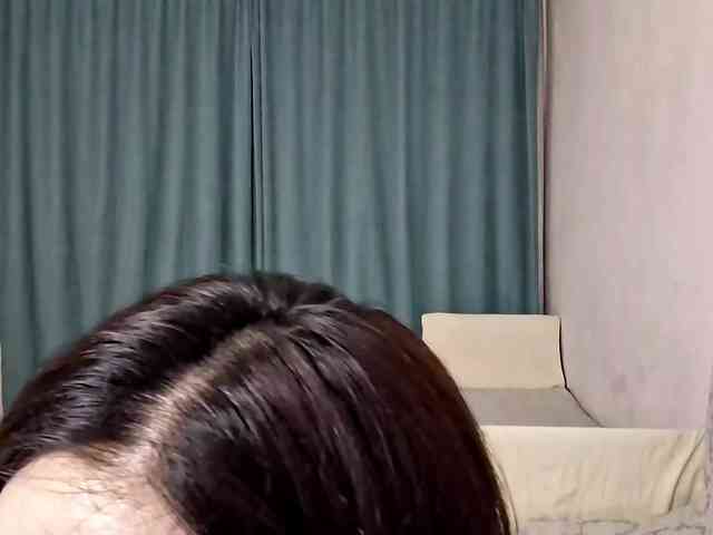 UrSweetieLeigh webcam