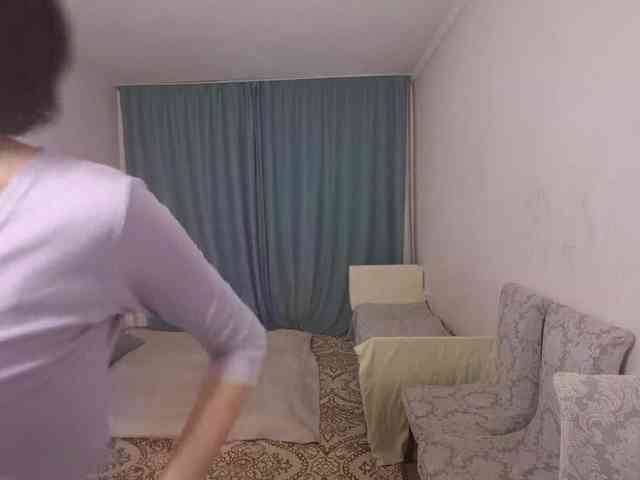 UrSweetieLeigh webcam
