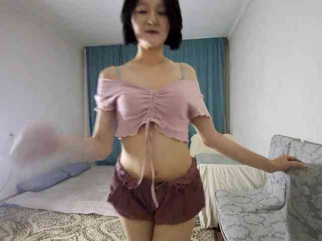 UrSweetieLeigh webcam