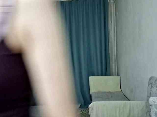 UrSweetieLeigh webcam