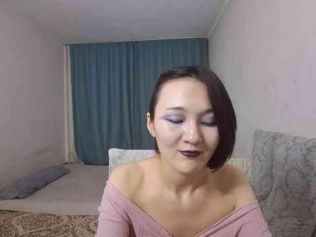 UrSweetieLeigh webcam