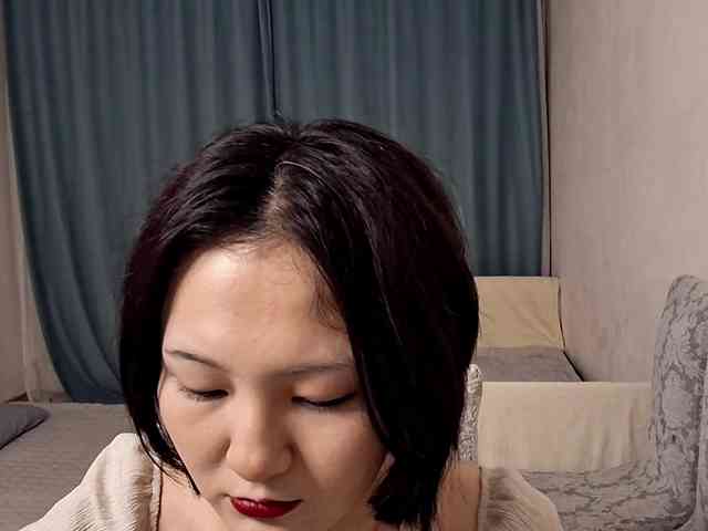 UrSweetieLeigh webcam