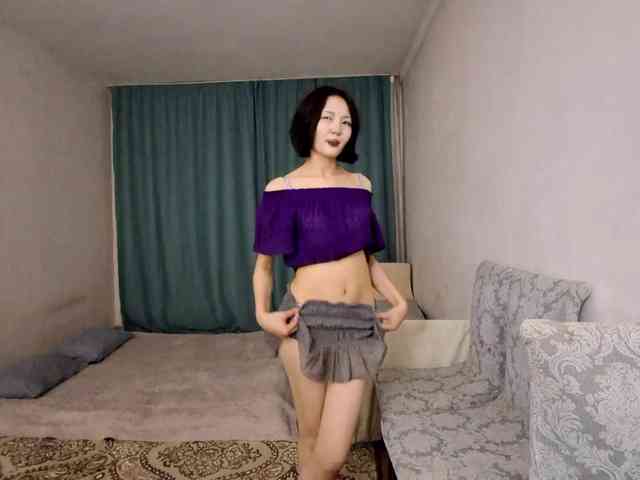 UrSweetieLeigh webcam