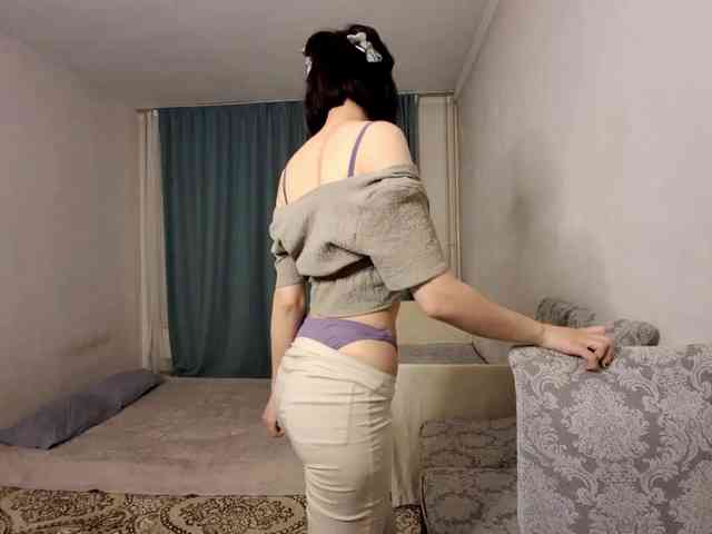 UrSweetieLeigh webcam