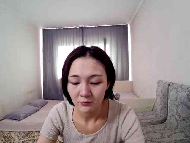 UrSweetieLeigh webcam