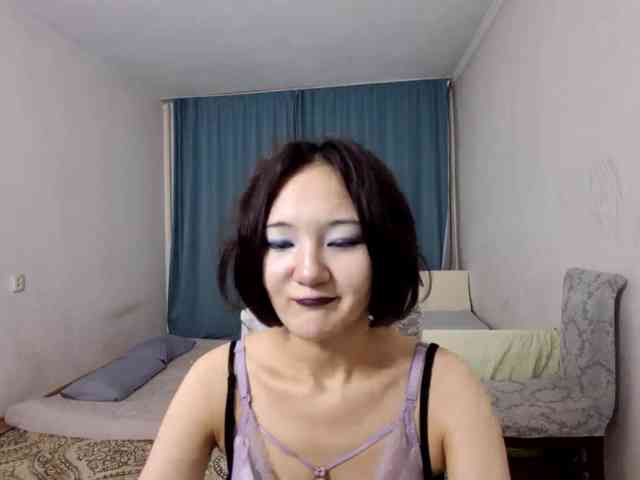 UrSweetieLeigh webcam