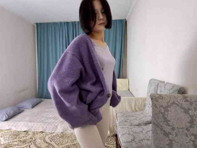 UrSweetieLeigh webcam