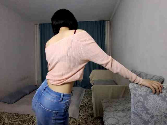 UrSweetieLeigh webcam