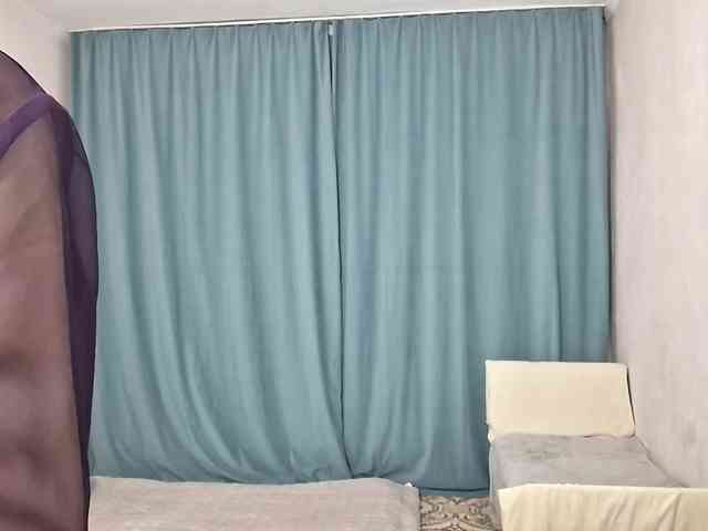 UrSweetieLeigh webcam