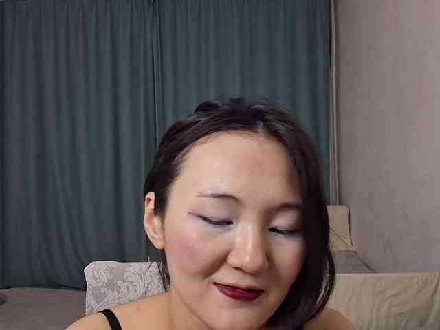 UrSweetieLeigh webcam