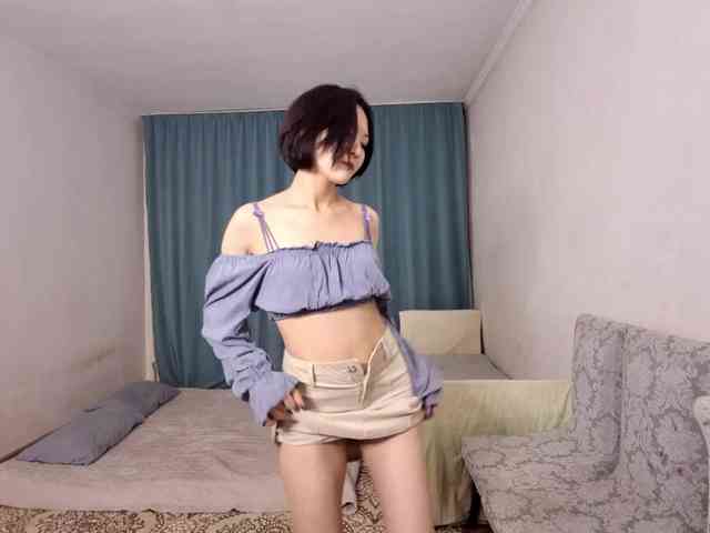 UrSweetieLeigh webcam