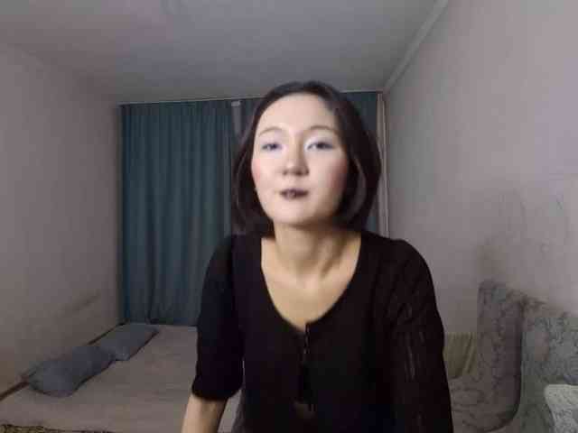 UrSweetieLeigh webcam