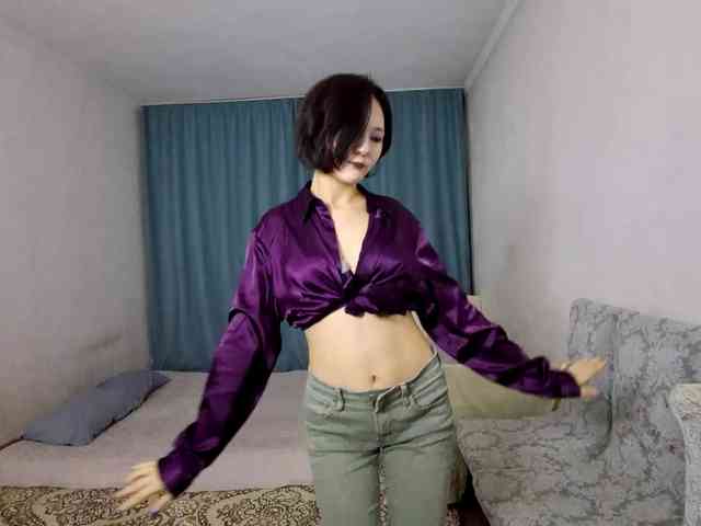 UrSweetieLeigh webcam